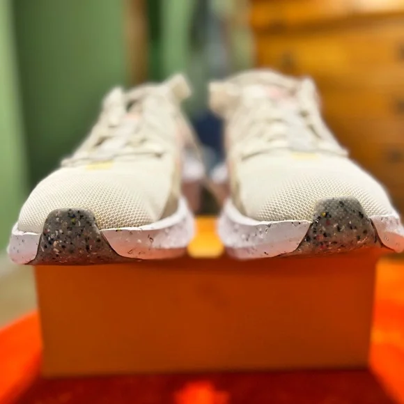 NEW Nike Crater Impact SE Men's Sneakers White/Sunkist Orange DEADSTOCK - Sz 13 - Picture 4 of 16